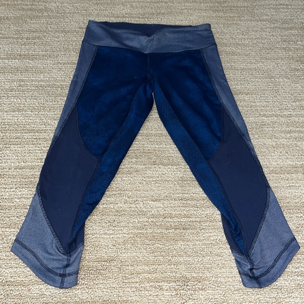 Lululemon 6 Limited Edition Wunder Under Crop Sashiko Inkwell